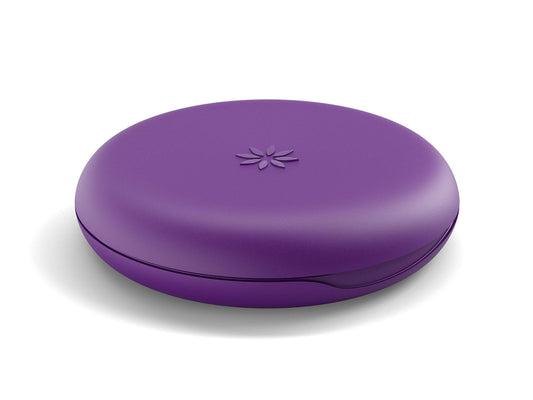 Caja para aligners Invisalign de color morado